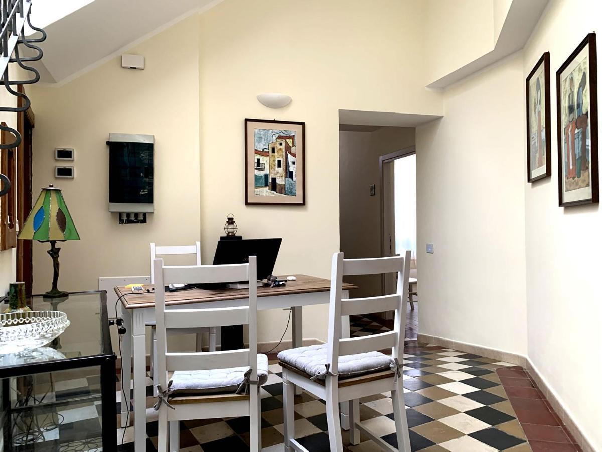 Domo Achenza Hotel Terralba Ngoại thất bức ảnh
