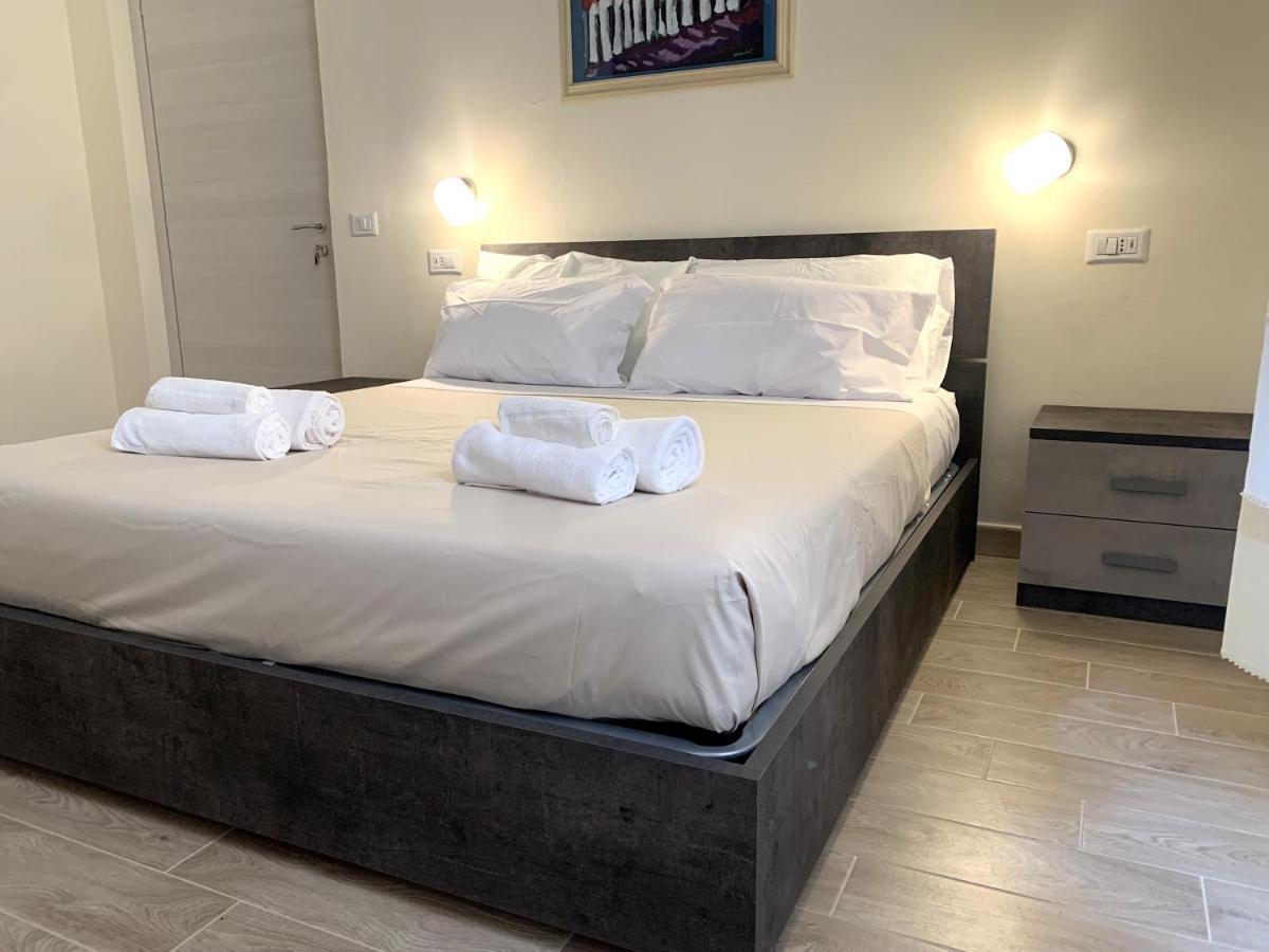 Domo Achenza Hotel Terralba Ngoại thất bức ảnh