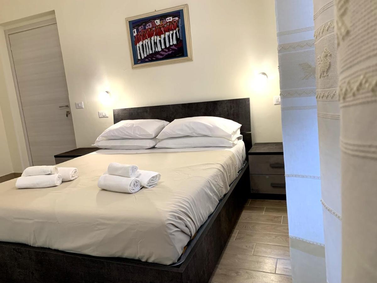 Domo Achenza Hotel Terralba Ngoại thất bức ảnh