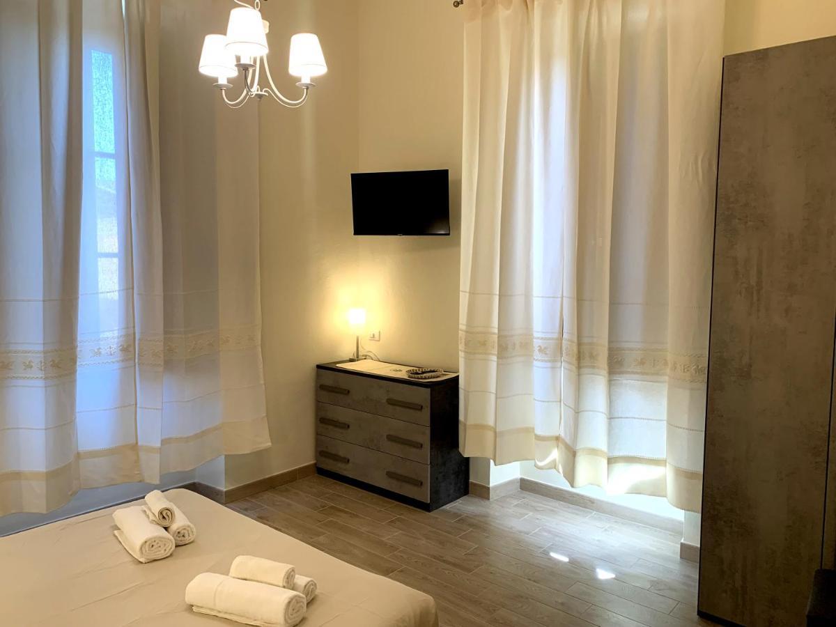 Domo Achenza Hotel Terralba Ngoại thất bức ảnh